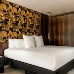 Hotel Bagues, A Small Luxury Of The World