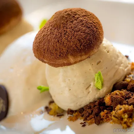 Bagues, A Small Luxury Of The World Hotel