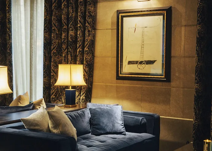 Bagues, A Small Luxury Of The World 巴塞罗那