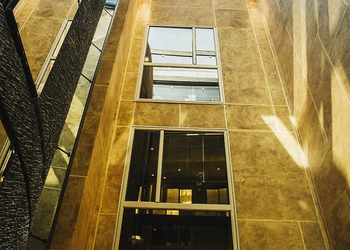 Bagues, A Small Luxury Of The World 5*