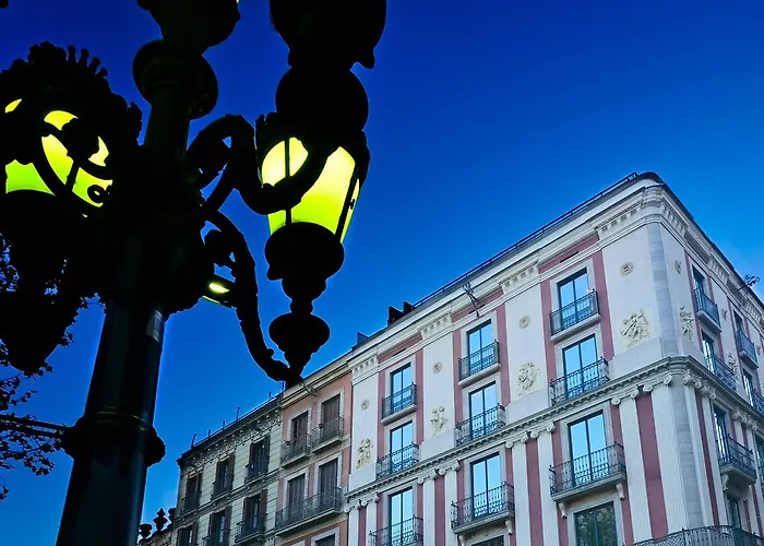 Bagues, A Small Luxury Of The World