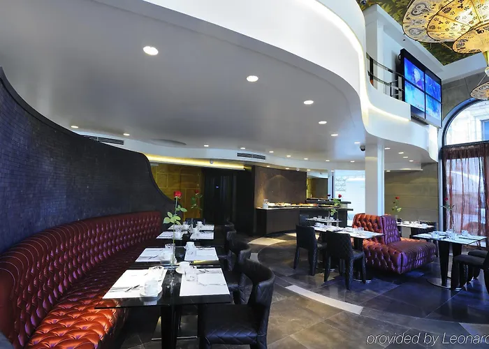 Bagues, A Small Luxury Of The World 5*