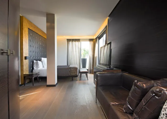 Bagues, A Small Luxury Of The World 巴塞罗那